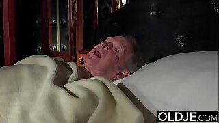 fucks the hot gal fingers her young pussy and gets blowjob